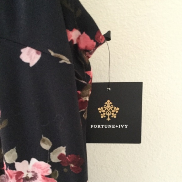 Stitch fix NWT tank black floral jumpsuit in small - Picture 5 of 13